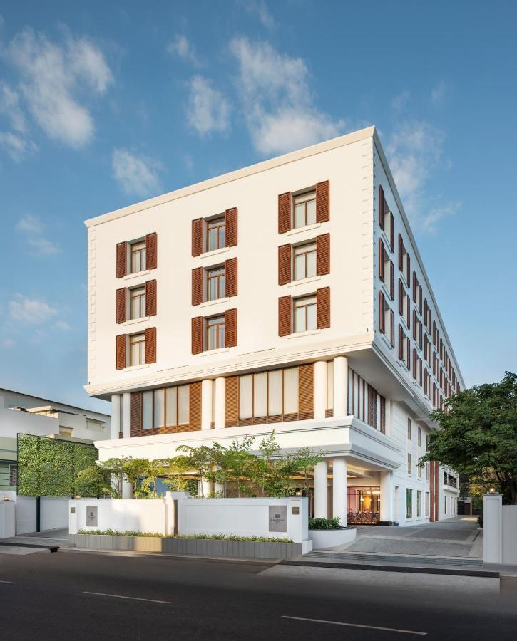 The Residency Towers Puducherry Bagian luar foto